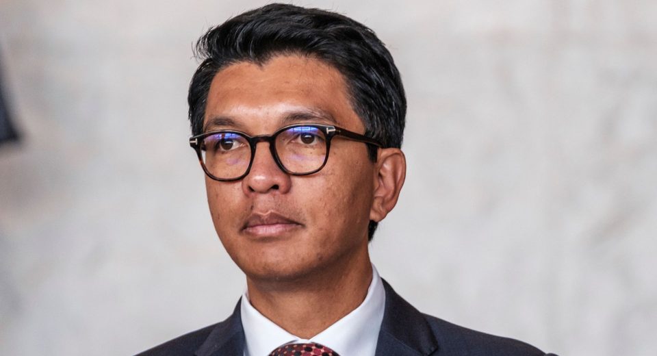 Exfiltration d’Andry Rajoelina : Comment la nationalité française du président malgache a permis l’intervention de Paris